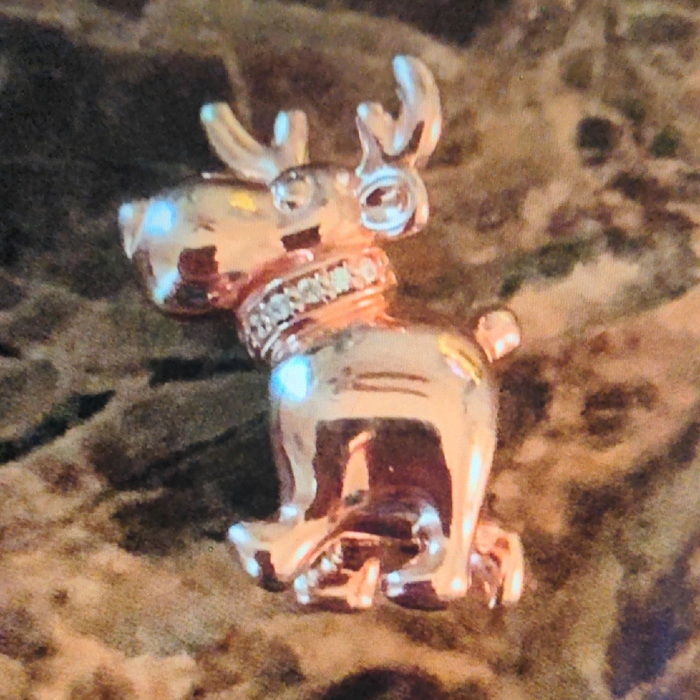 Retired Rose Gold Plated Reindeer Charm - Picture 6 of 6